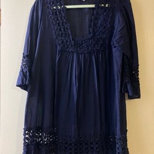 Blue top or pool cover up!